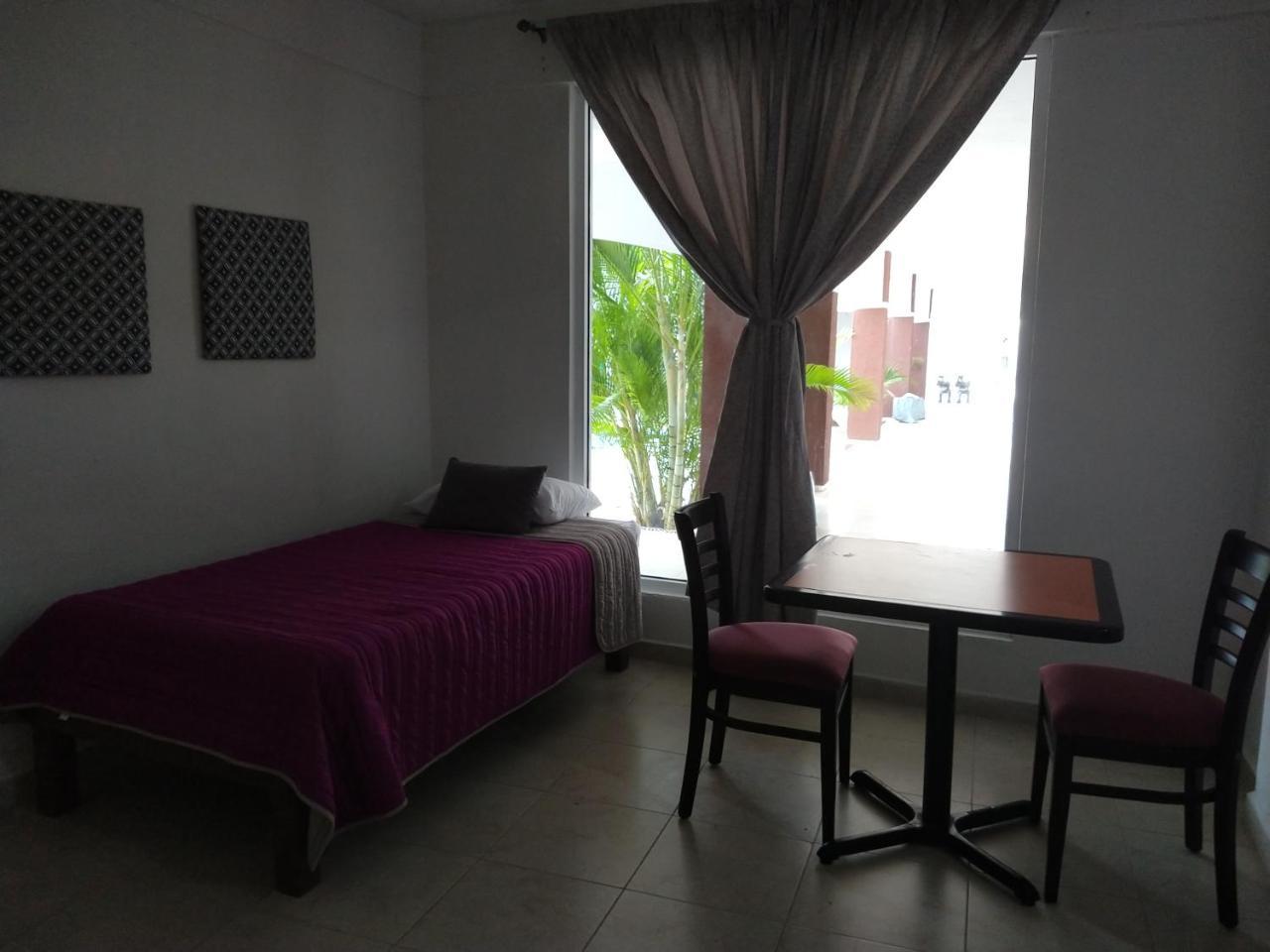 Hotel Espana Chetumal Bagian luar foto